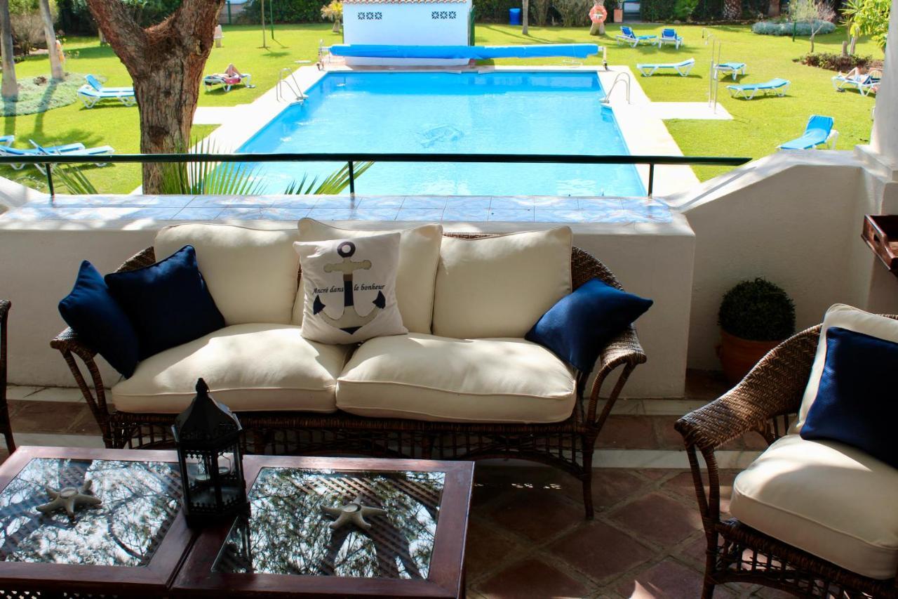 Apartment In El Presidente Beach Side New Golden Mile เอสเตโปนา ภายนอก รูปภาพ