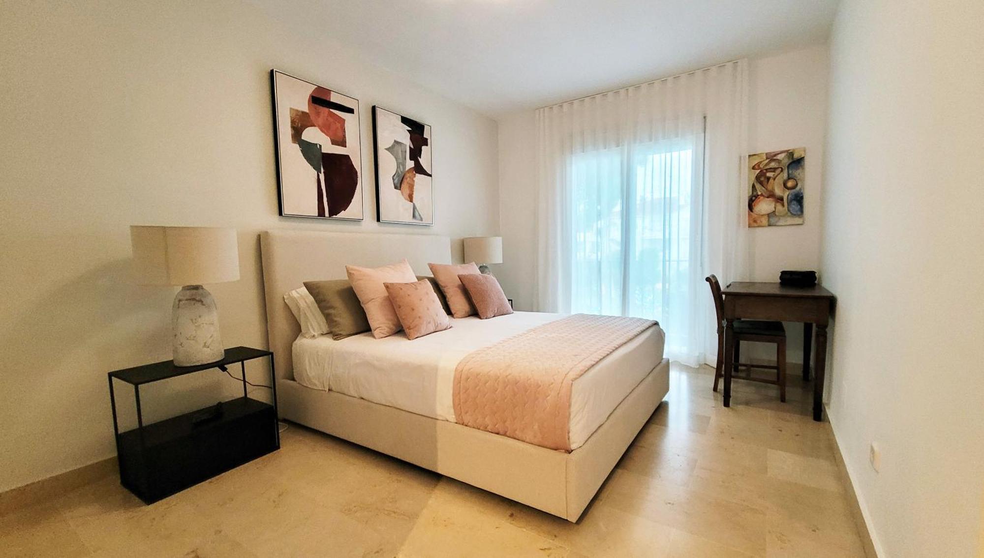 Apartment In El Presidente Beach Side New Golden Mile เอสเตโปนา ภายนอก รูปภาพ